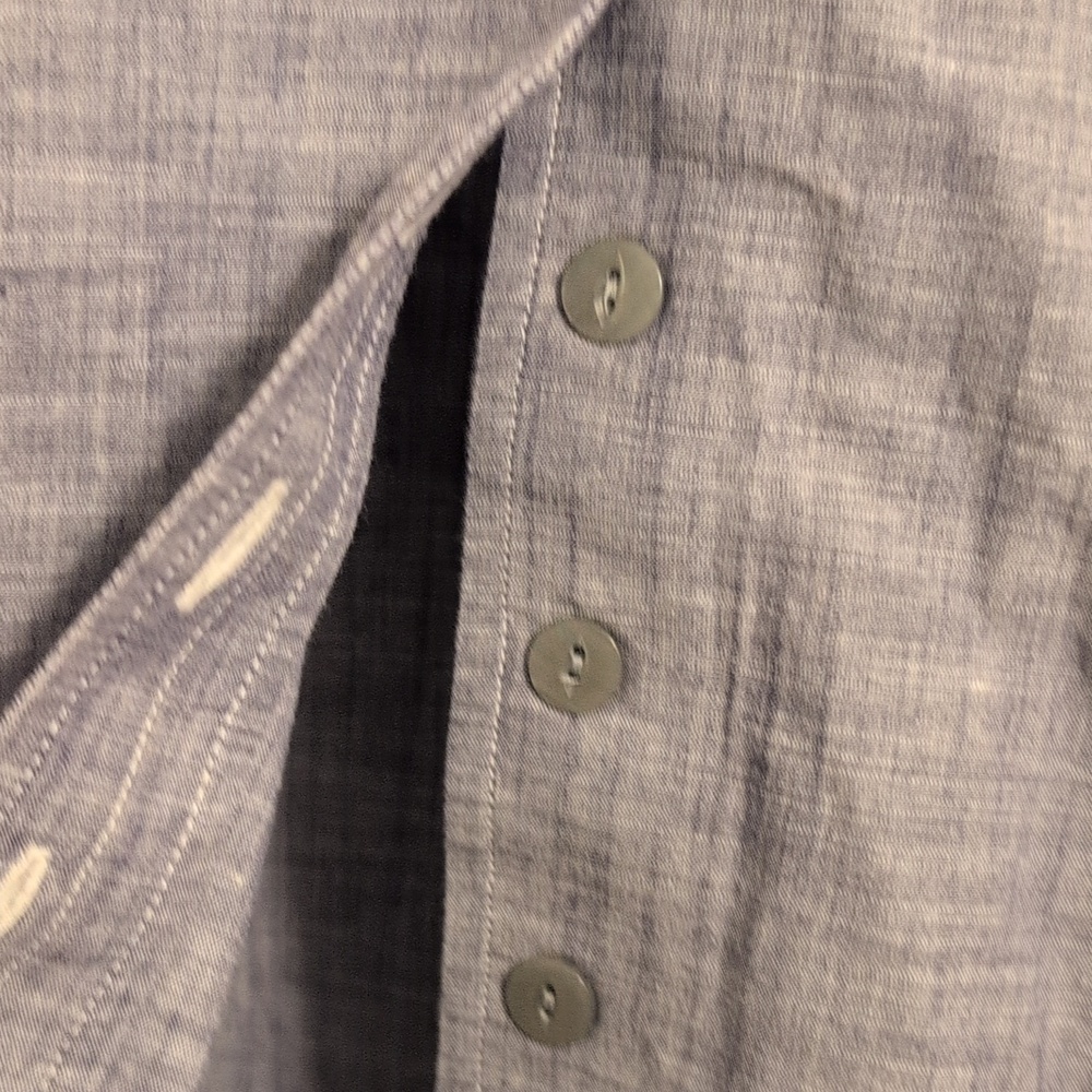 Sarah Alexandra Signature Linen Blouse - Picture 4 of 7